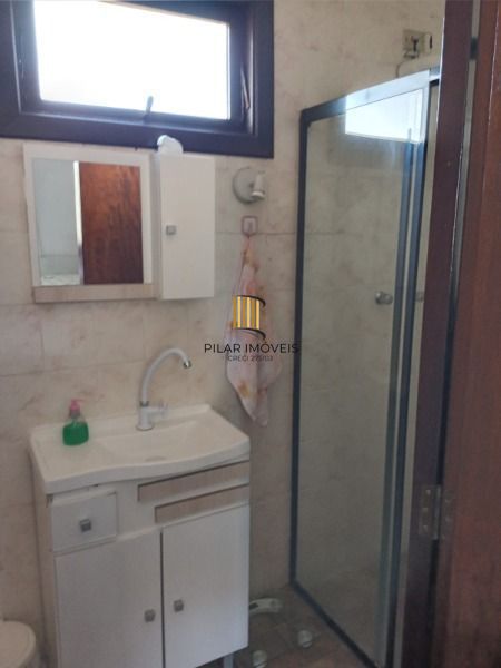 Casa para Venda - 228m², 4 dormitórios, sendo 2 suites, 3 vagas - Medianeira