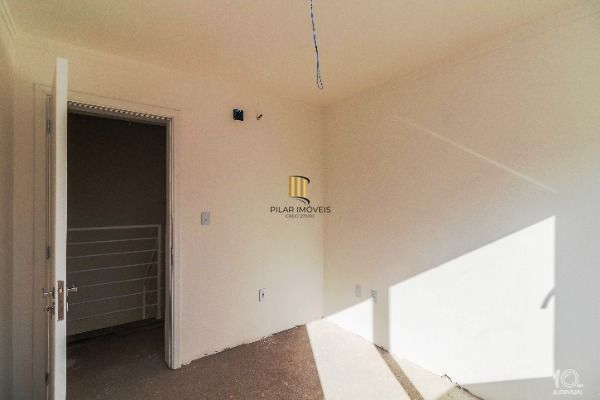 Casa Condominio para Venda - 115m², 2 dormitórios, sendo 1 suites, 2 vagas - Tri