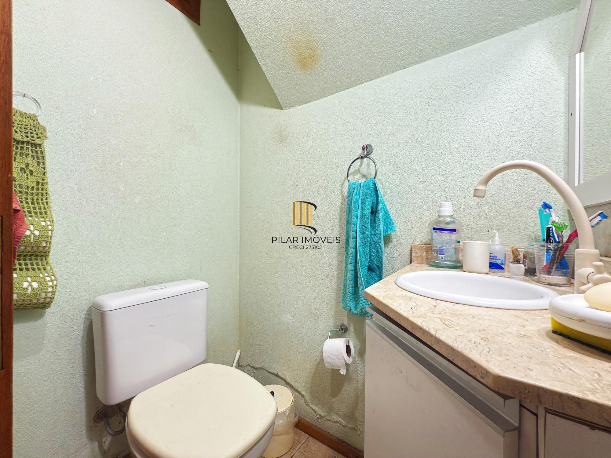 Casa para Venda - 190m², 3 dormitórios, sendo 1 suites, 3 vagas - Nonoai