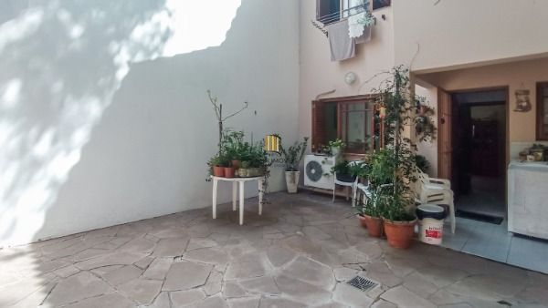 Casa para Venda - 169.3m², 3 dormitórios, sendo 1 suites, 2 vagas - Jardim Isabe
