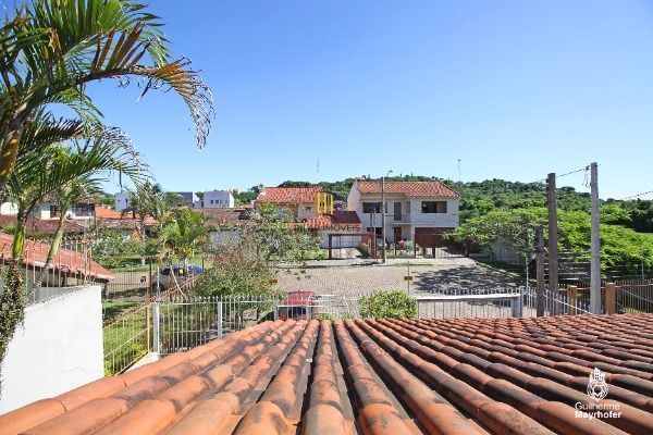 Casa para Venda - 219.05m², 3 dormitórios, sendo 1 suites, 2 vagas - Bahamas