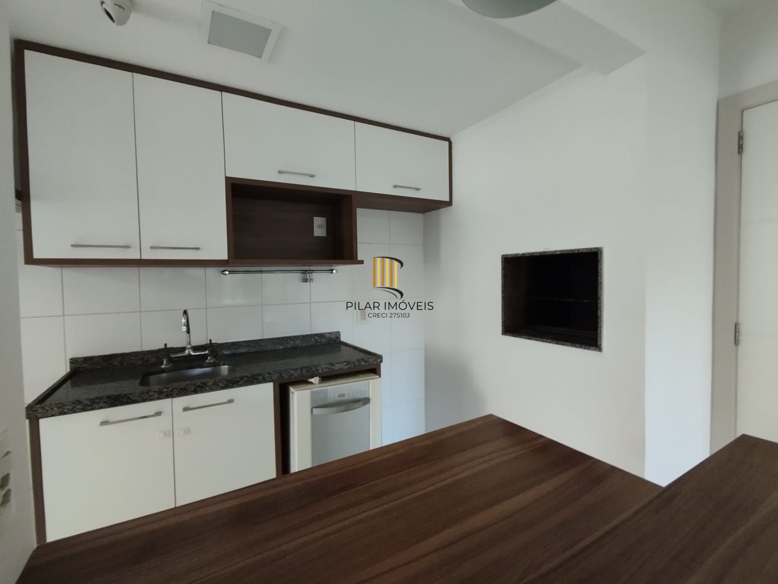 Apartamento com 3 Dormitórios, 2 vagas , uma quadra do Zaffari Otto