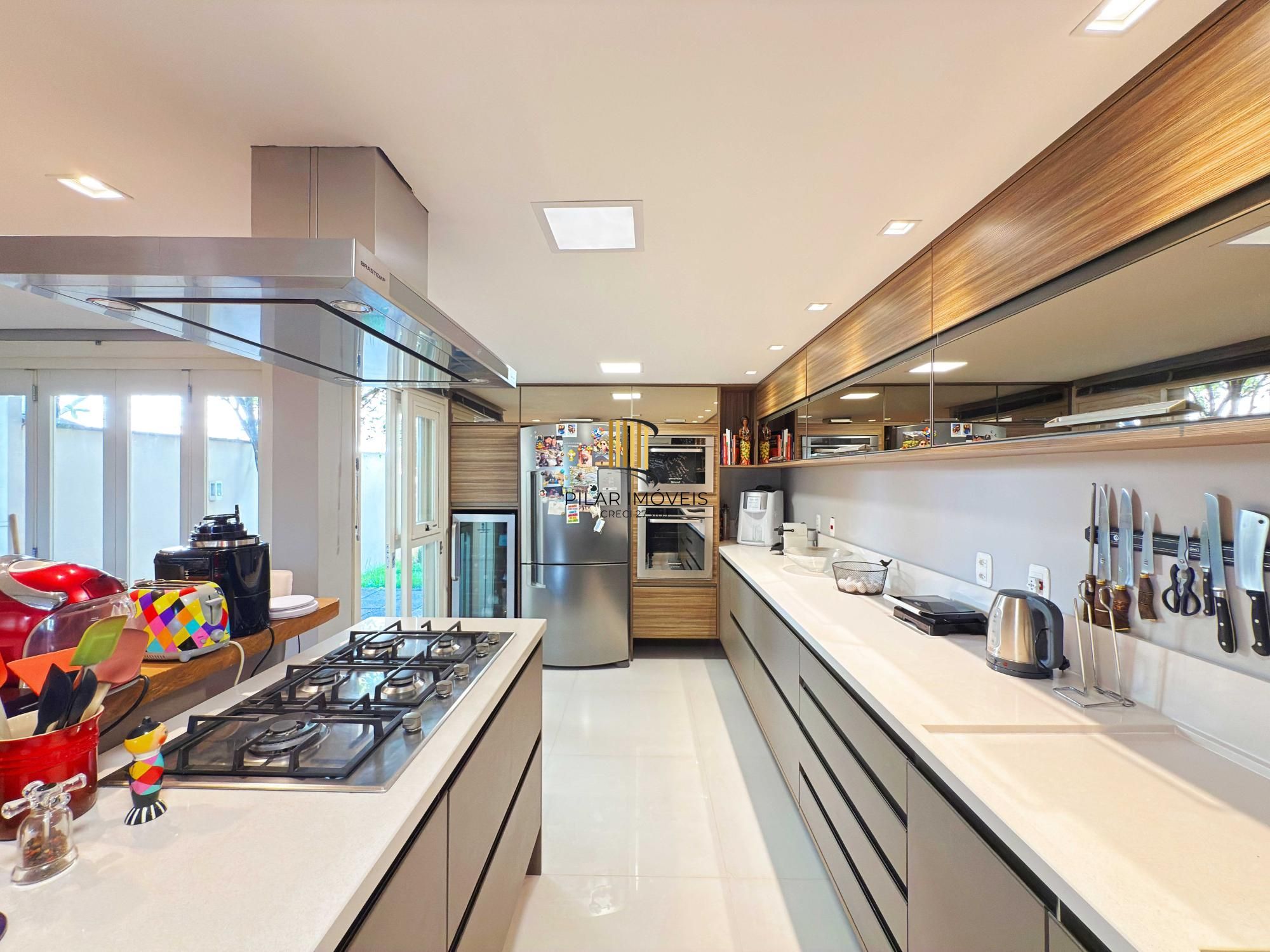 Casa de Condomínio 3 dormitórios no bairro Tristeza