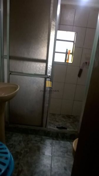 Casa para Venda - 140m², 5 dormitórios, 3 vagas - Lami