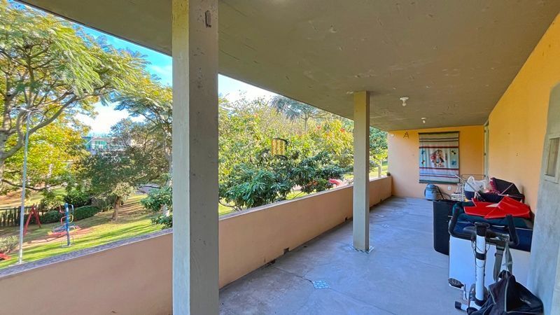 No condomínio Mountain Ville Residência 3 dormitórios.