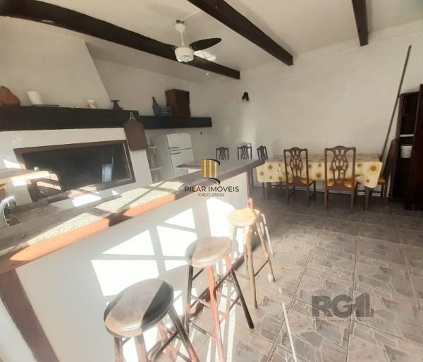 Casa Comercial em Porto Alegre, no bairro Tristeza, à venda.