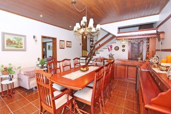 Casa para Venda - 287.96m², 4 dormitórios, sendo 1 suites, 4 vagas - Imperial Pa