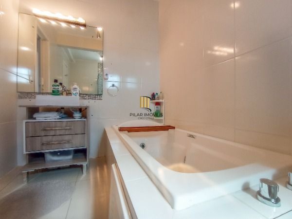 Casa para Venda - 183m², 3 dormitórios, sendo 1 suites, 3 vagas - Nova Ipanema