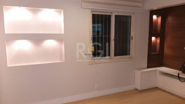 Casa em Condomínio 4 dormitórios à venda Cristal Porto Alegre/RS