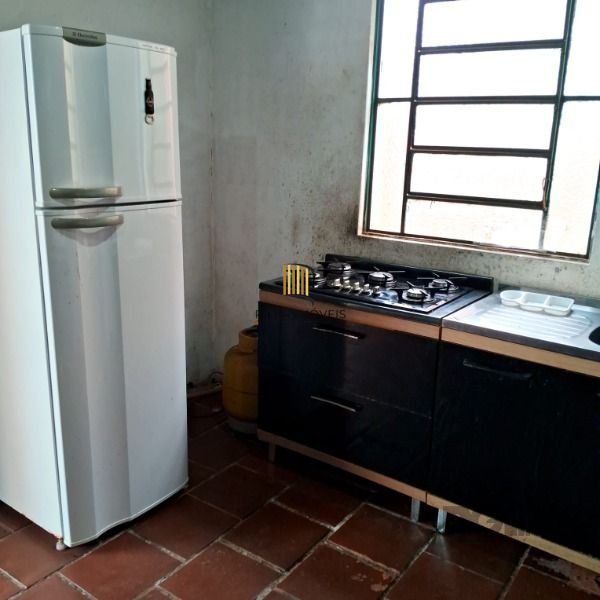 Casa em Porto Alegre, no bairro Cavalhada, com 3 dormitório(s), e 3 banheiros, à