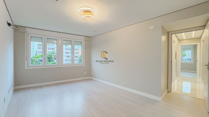 Cobertura 3 dormitórios à venda Três Figueiras Porto Alegre/RS