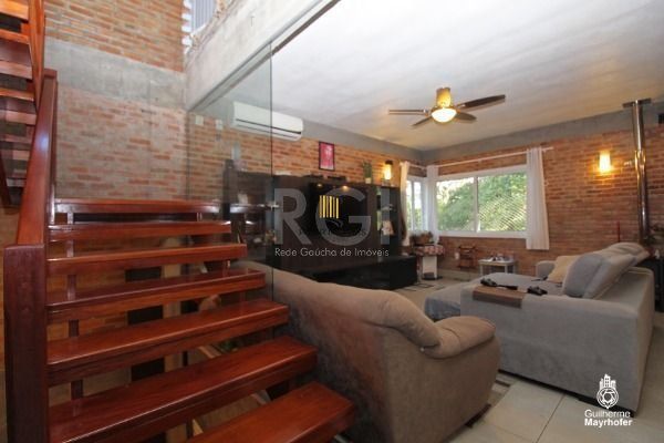 Casa para Venda - 1700m², 3 dormitórios, sendo 1 suites, 2 vagas - Vila Nova