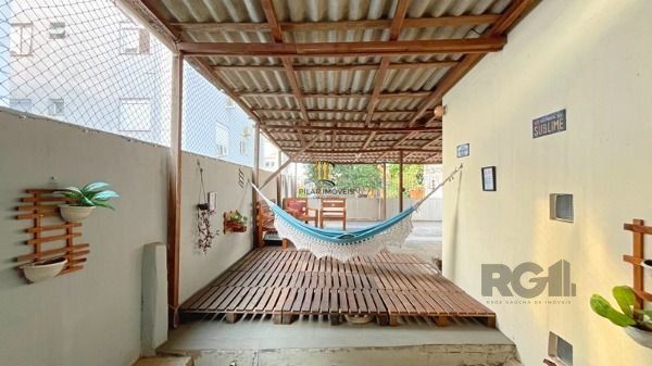 Casa para Venda - 240m², 4 dormitórios, 3 vagas - Nonoai