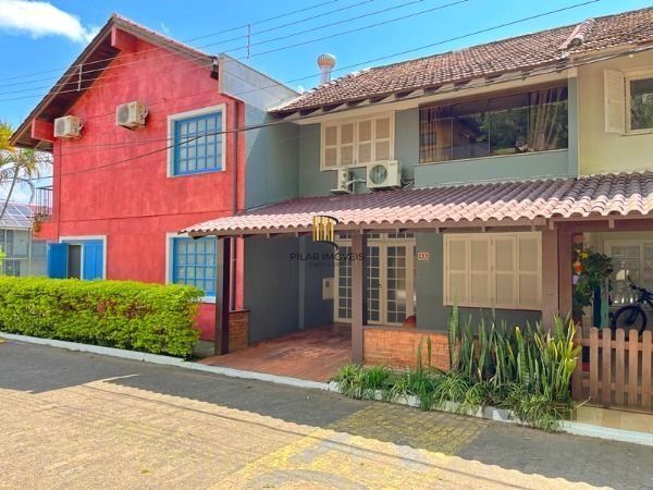 Casa Condominio em Porto Alegre, no bairro Cavalhada, com 2 dormitório(s), à ven