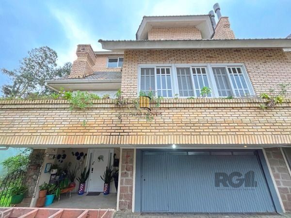 Casa Condominio em Porto Alegre, no bairro Jardim Isabel, com 3 dormitório(s), à - Pilar Imóveis