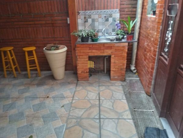 Casa para Venda - 110m², 4 dormitórios, sendo 1 suites, 1 vaga - Teresópolis