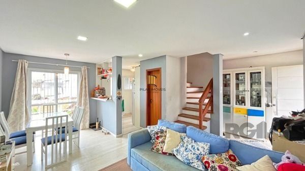 Casa Condominio em Porto Alegre, no bairro Campo Novo, com 3 dormitório(s), e 3 