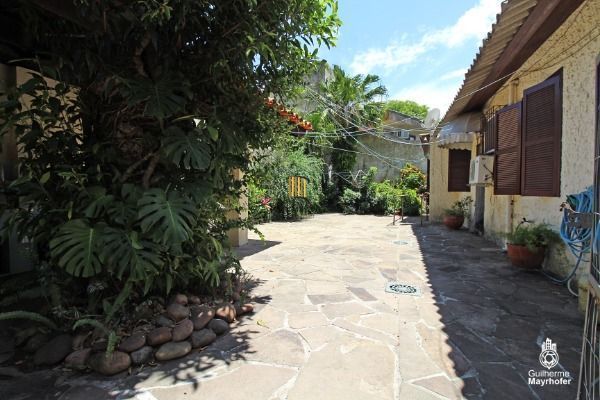 Casa para Venda - 180m², 4 dormitórios, 3 vagas - Ipanema