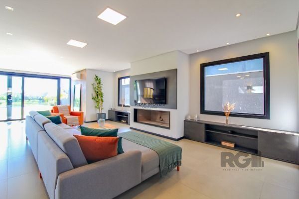 Casa em Condominio no Terra Ville, com 4 dormitório(s), e 4 suítes, à venda.