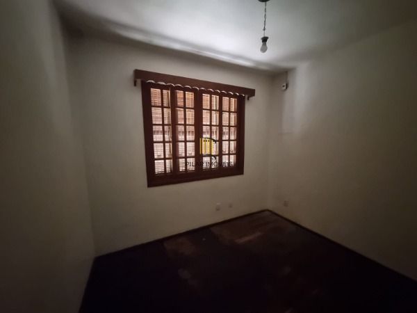 Casa 4 dormitórios à venda Camaquã Porto Alegre/RS