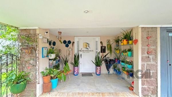 Casa Condominio em Porto Alegre, no bairro Jardim Isabel, com 3 dormitório(s), à