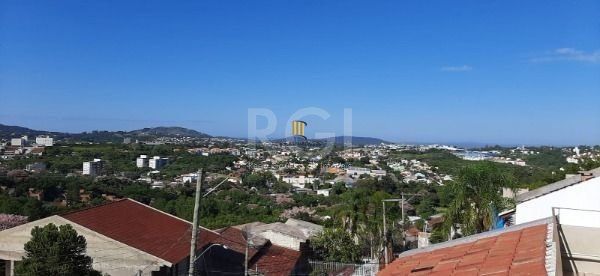 Sobrado para Venda - 246.69m², 3 dormitórios, sendo 1 suites, 2 vagas - Vila Nov