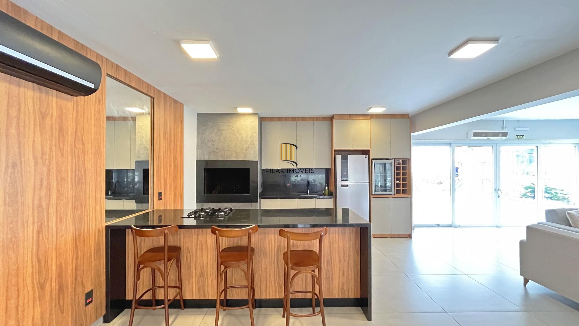 Casa Condominio em Porto Alegre, no bairro Hípica, com 3 dormitório(s), e 3 banh