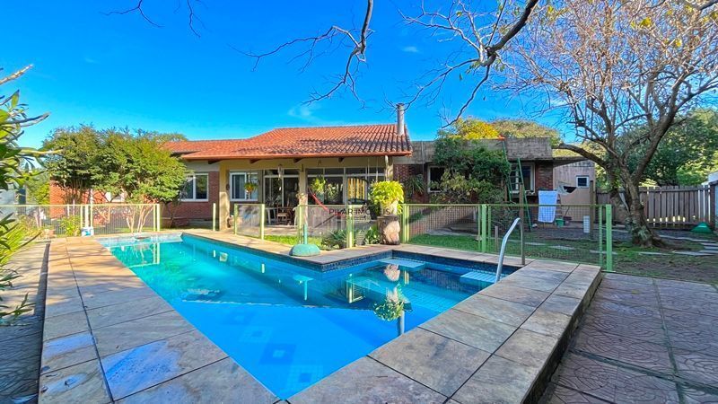 No condomínio Mountain Ville Residência 3 dormitórios.