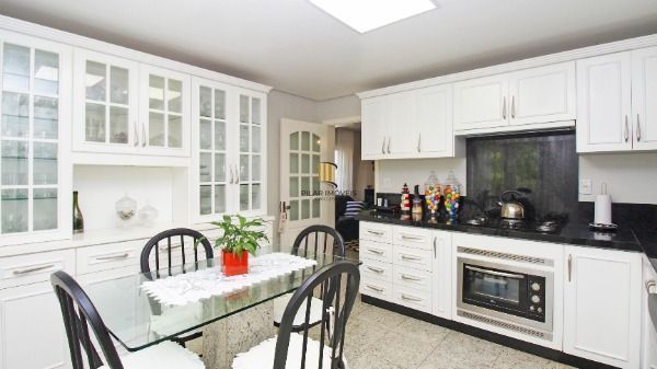 Casa Condominio em Porto Alegre, no bairro Cascata, com 3 dormitório(s), e 3 ban