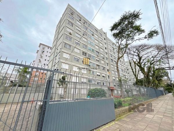 Apartamento em Porto Alegre, no bairro Tristeza, com 2 dormitório(s), e 2 banhei