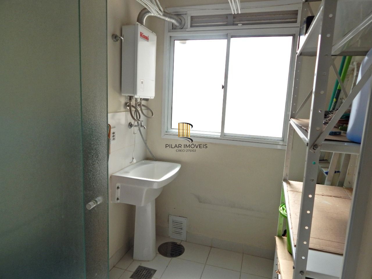 Ótimo apartamento com 3 dormitórios.