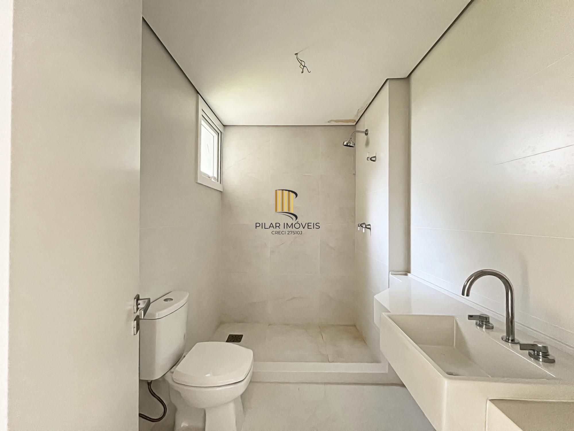 Apartamento com 3 dormitórios sendo 3 suíte á venda Bairro Cristal.