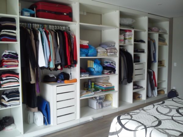 Casa no TerraVille com 3 dormitórios sendo 2 suítes.