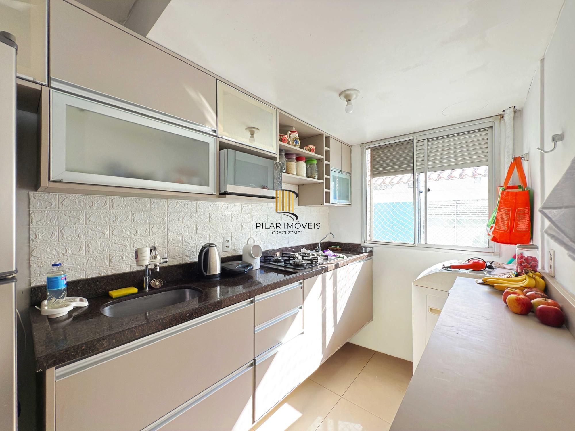 Apartamento mobiliado 2 dormitórios à venda Vila Nova Porto Alegre/RS