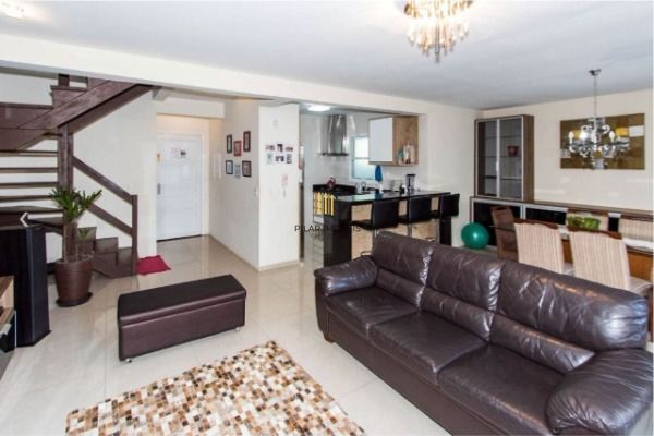 Casa Condominio para Venda - 150m², 4 dormitórios, sendo 2 suites, 2 vagas - Agr