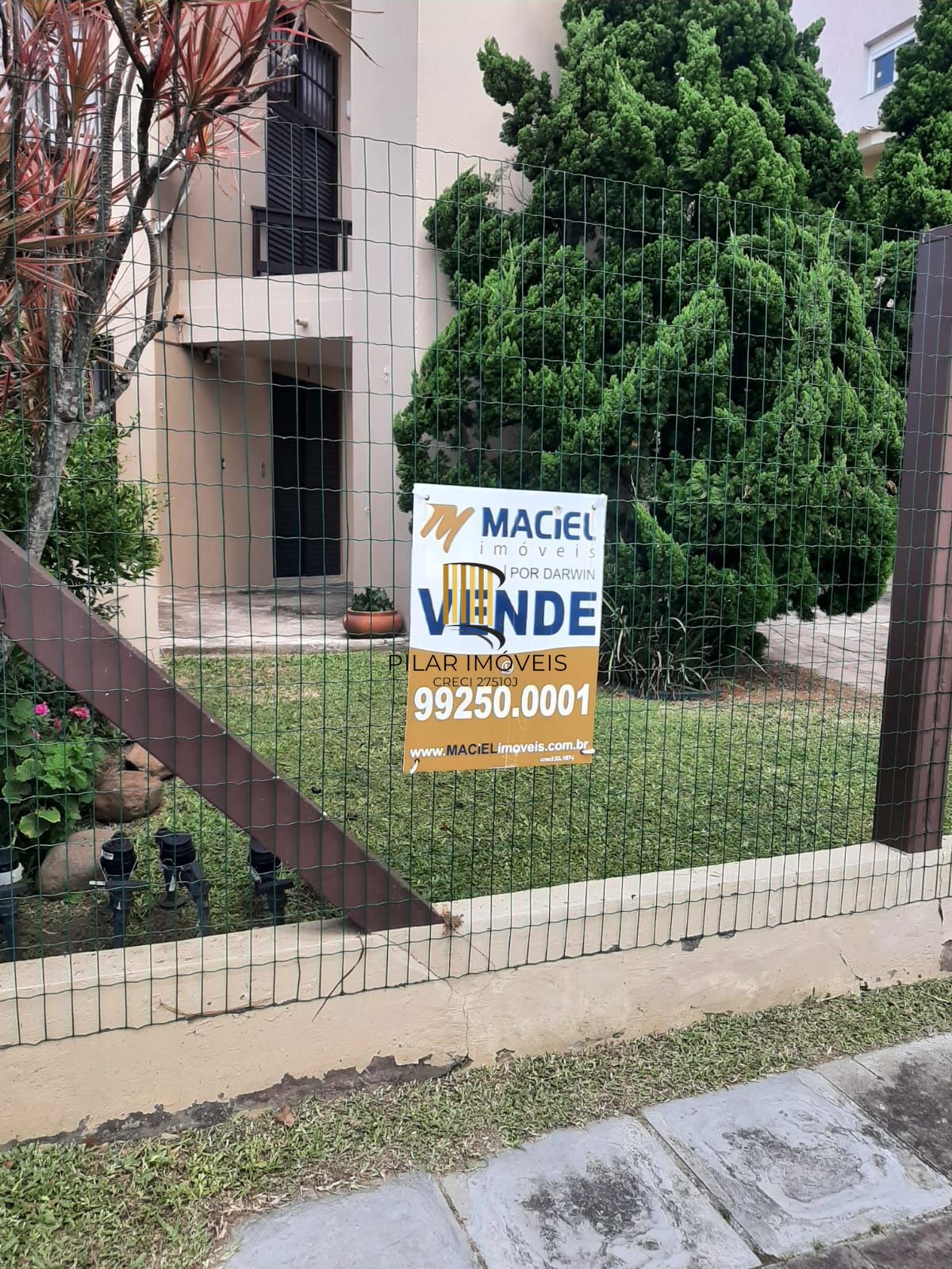 Casa 2 dormitórios no bairro Centro