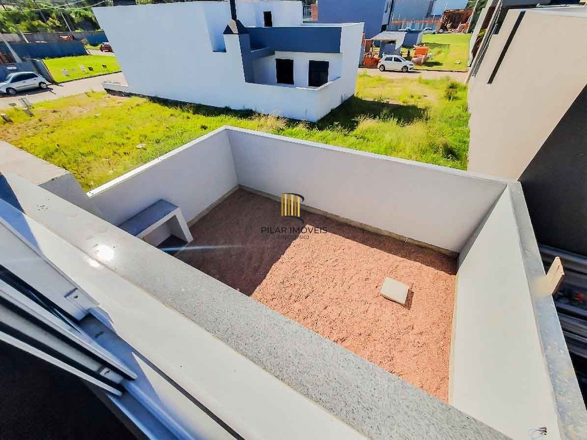 Condomínio Garden, bairro Hípica, 3 dormitórios, 1 suíte, pátio, infra de clube