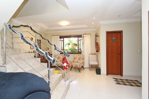 Casa para Venda - 360m², 3 dormitórios, sendo 1 suites, 4 vagas - Portal do Guar