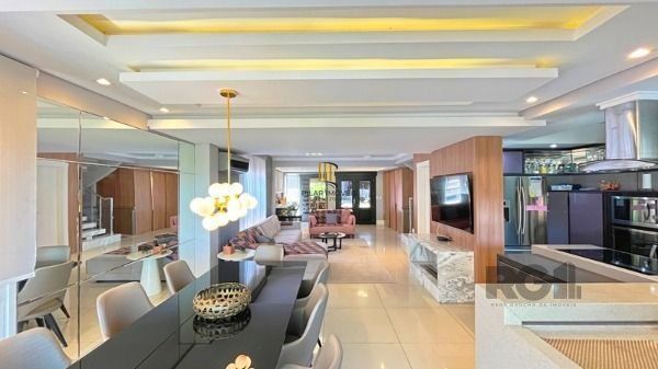 Casa em Porto Alegre, no bairro Aberta dos Morros, com 3 dormitório(s), e 3 banh