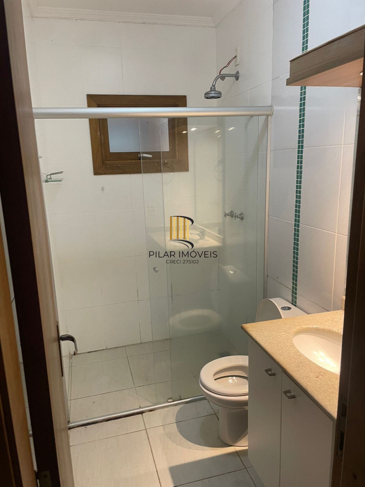 Casa 2 dormitórios no bairro Hípica