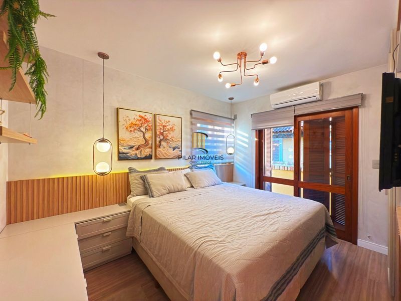 Casa Condominio com 3 dormitórios, sendo 1 suites, 2 vagas - Pedra Redonda