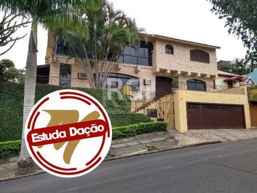 Casa para Venda - 741m², 5 dormitórios, sendo 3 suites, 9 vagas - Espirito Santo