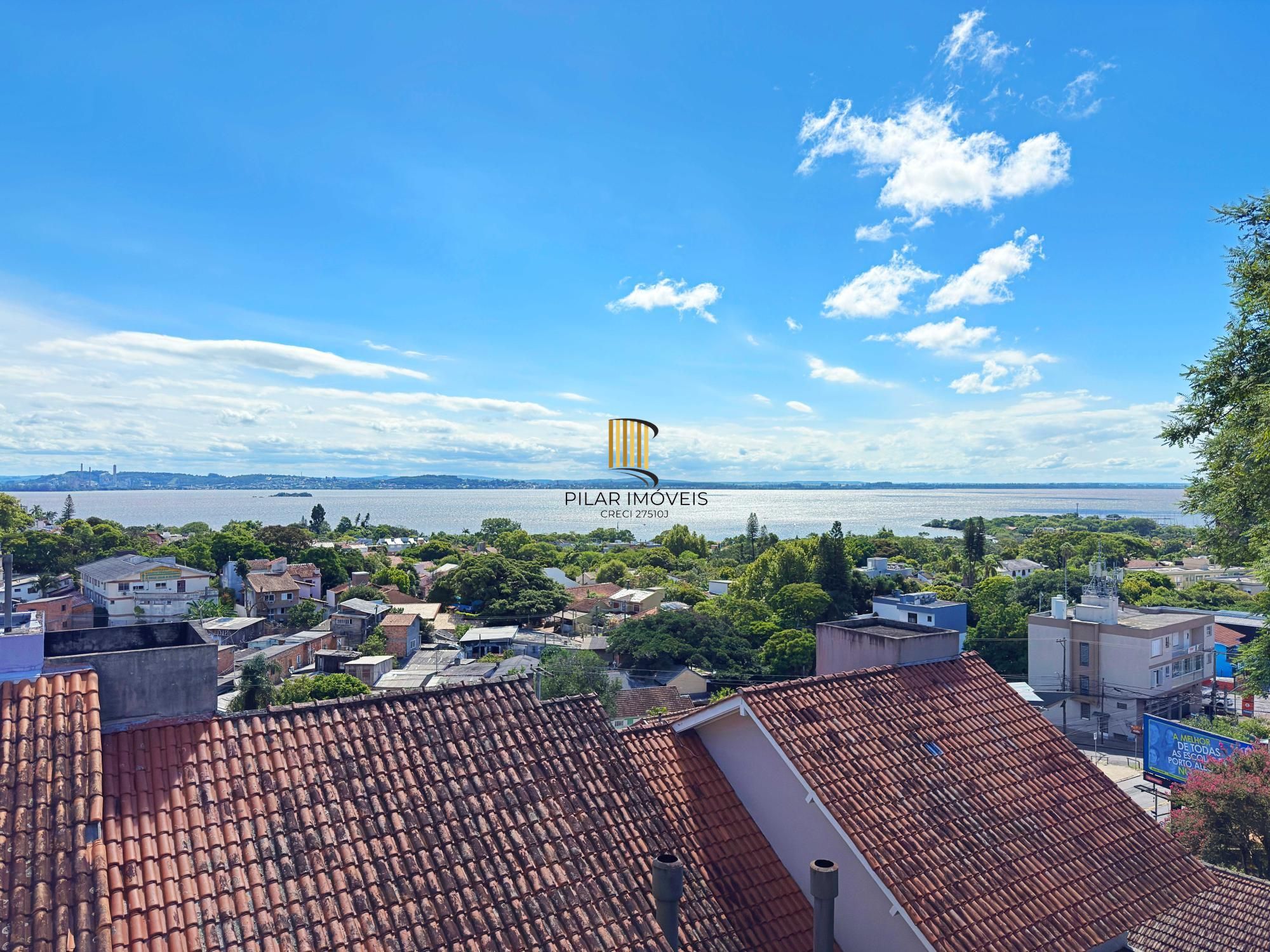 Casa de Condomínio 3 dormitórios no bairro Tristeza
