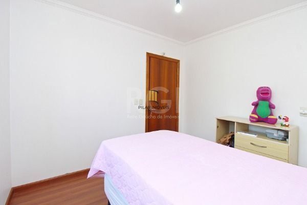 Casa Condominio em Porto Alegre, no bairro Glória, com 3 dormitório(s), e 3 banh