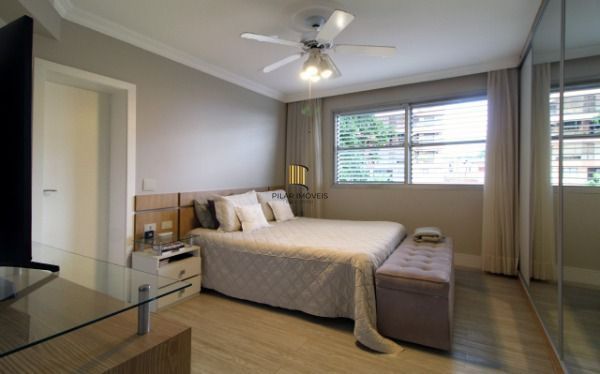 Apartamento em Porto Alegre, no bairro Santa Tereza, com 3 dormitório(s), e 3 ba