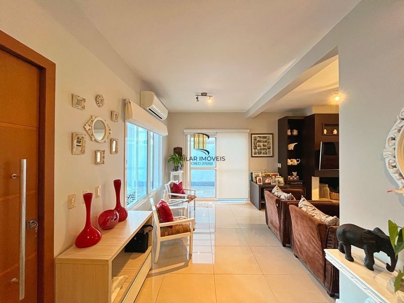 **Residência á venda no Condomínio Mountain ville  RS**