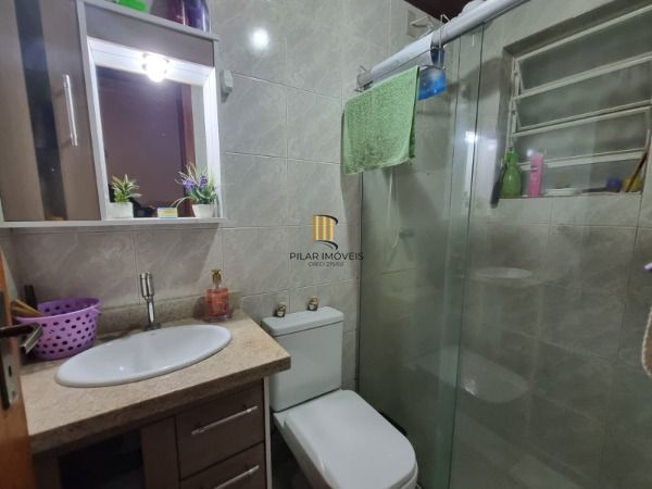 Casa Condominio em Porto Alegre, no bairro Cavalhada, com 2 dormitório(s), e 2 b