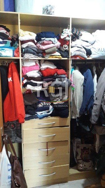 Casa para Venda - 120m², 3 dormitórios, sendo 1 suites, 2 vagas - Hípica