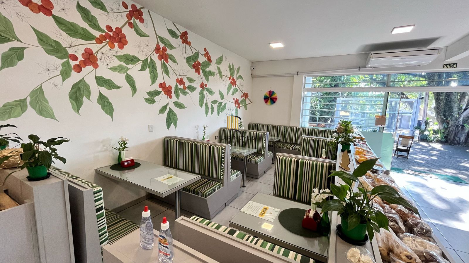 Excelente loja a venda bairro Tristeza, com 202m2. Aceita dação.