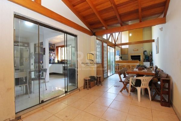 Casa para Venda - 154m², 3 dormitórios, sendo 1 suites, 4 vagas - Ipanema